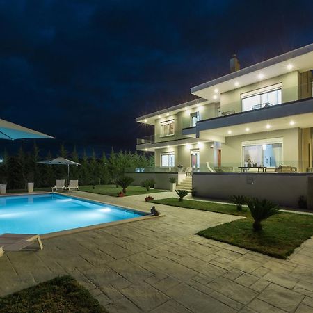 Serenity House นาฟปลิโอ ภายนอก รูปภาพ