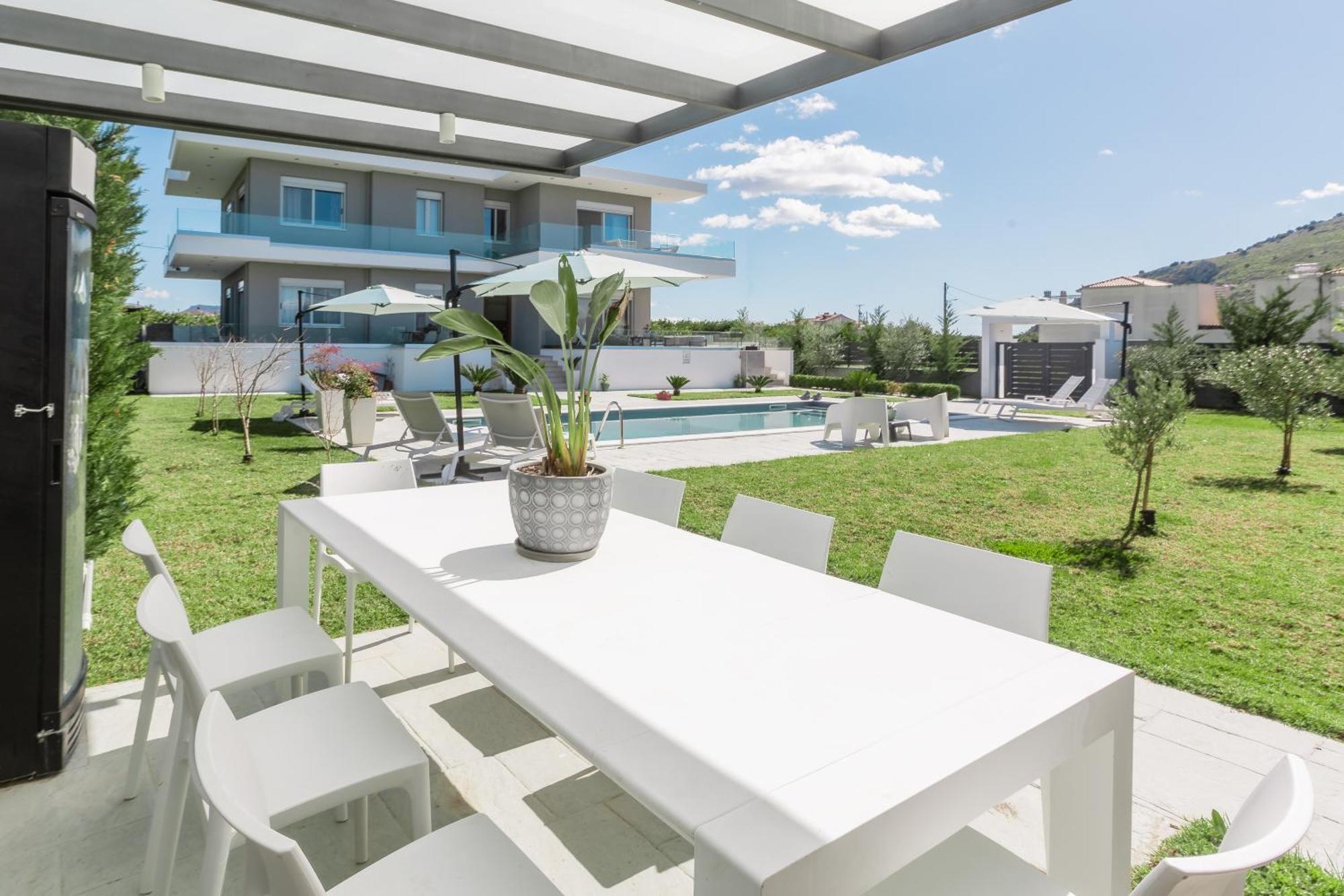 Serenity House นาฟปลิโอ ภายนอก รูปภาพ