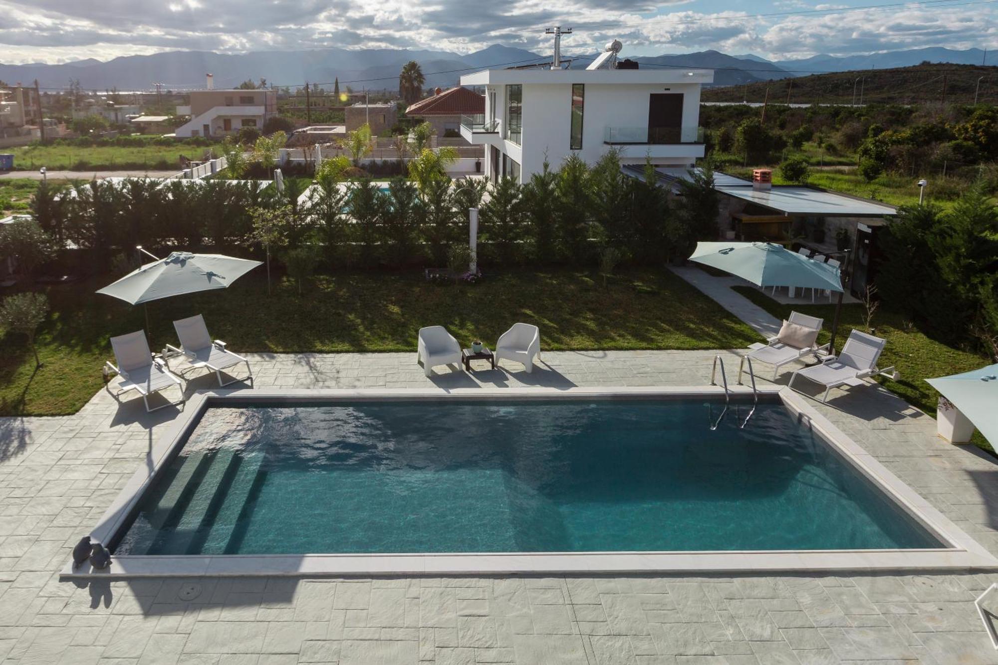 Serenity House นาฟปลิโอ ภายนอก รูปภาพ
